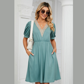 Contrast V-Neck Puff Sleeve Pocket Dress