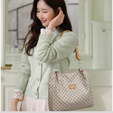 Women's Retro Fashion PU Soft Leather