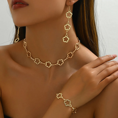 Women's Bracelet Jewelry Suit Plum Blossom Design