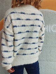 Elegant Round‑Neck Knit with Bow Accent