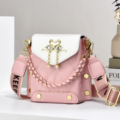 New Stylish Good Texture All-matching Western Style Pearl Chain Small Shoulder Bag