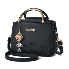 The new spring and summer fashionable small bags