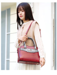 Picture-in-hand Handbag Shoulder Messenger Bag