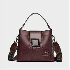 Timeless Elegance â€?Minimalist Women's Handbag