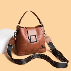 Timeless Elegance â€?Minimalist Women's Handbag