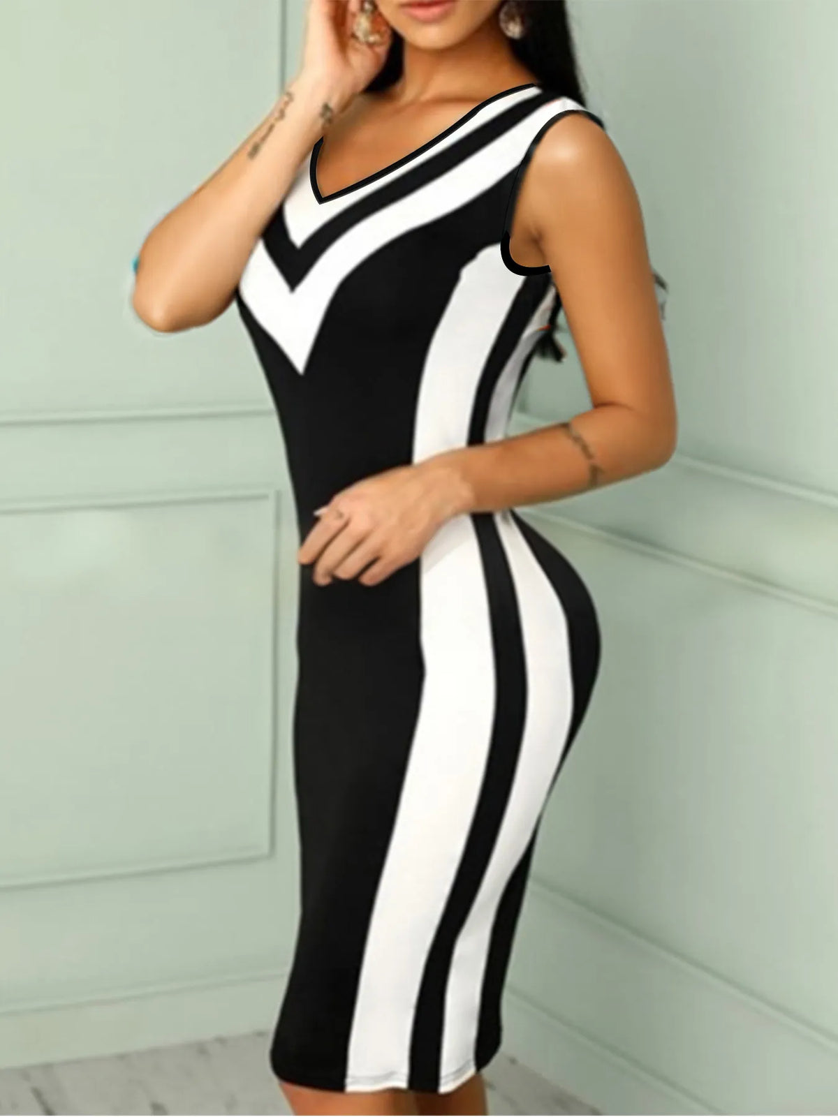 V-Neck Colorblock Sleeveless Bodycon Dress