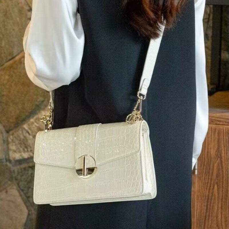 Women's Spring And Summer Fashion Wide Strap Crossbody Bag