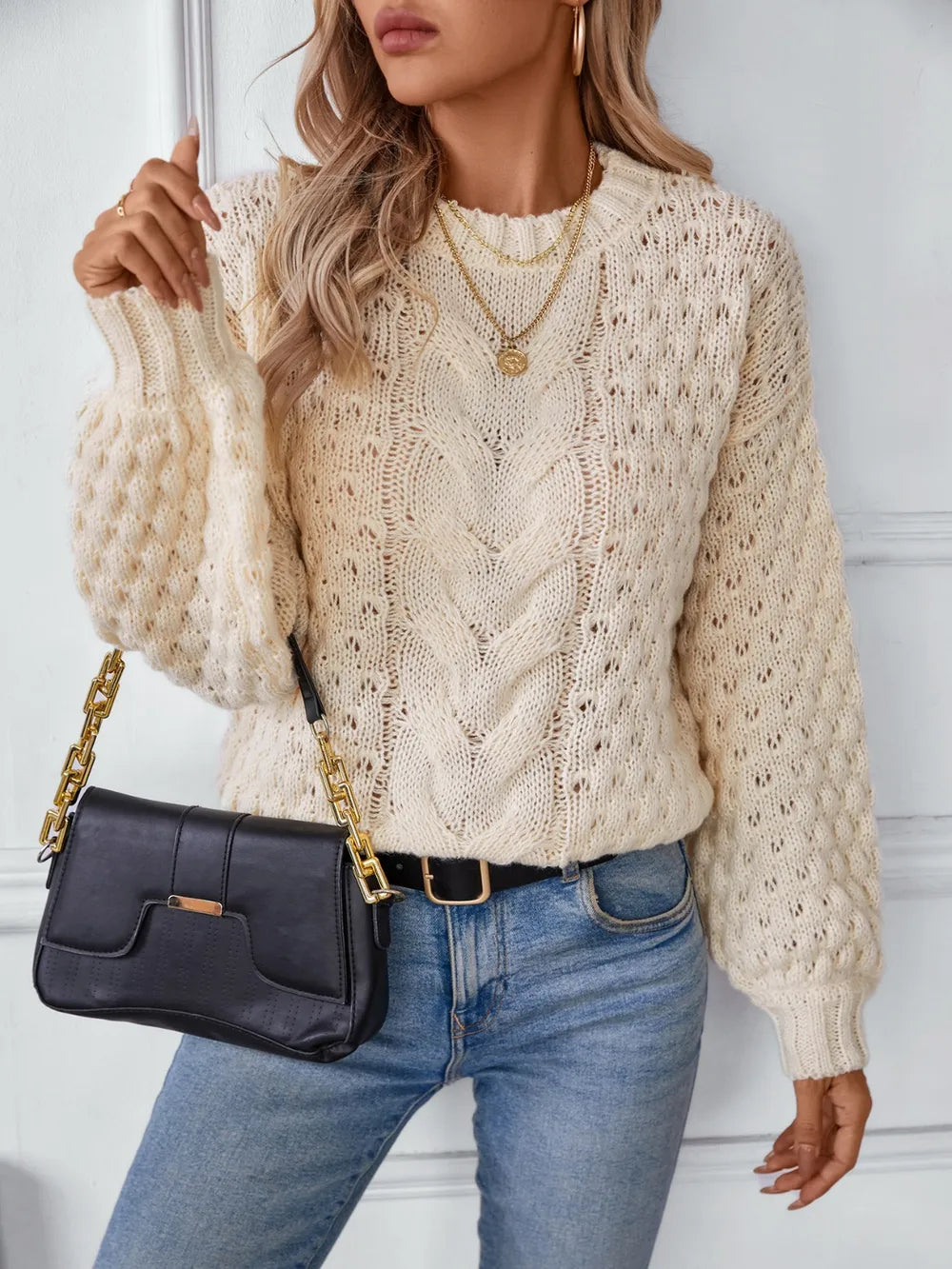 Classic Cable-Knit Long Sleeve Sweater with Round Neck