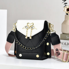 New Stylish Good Texture  All-matching Western Style Pearl Chain Small Shoulder Bag