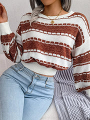 Colorblock Cropped Knit Sweater with Round Neck
