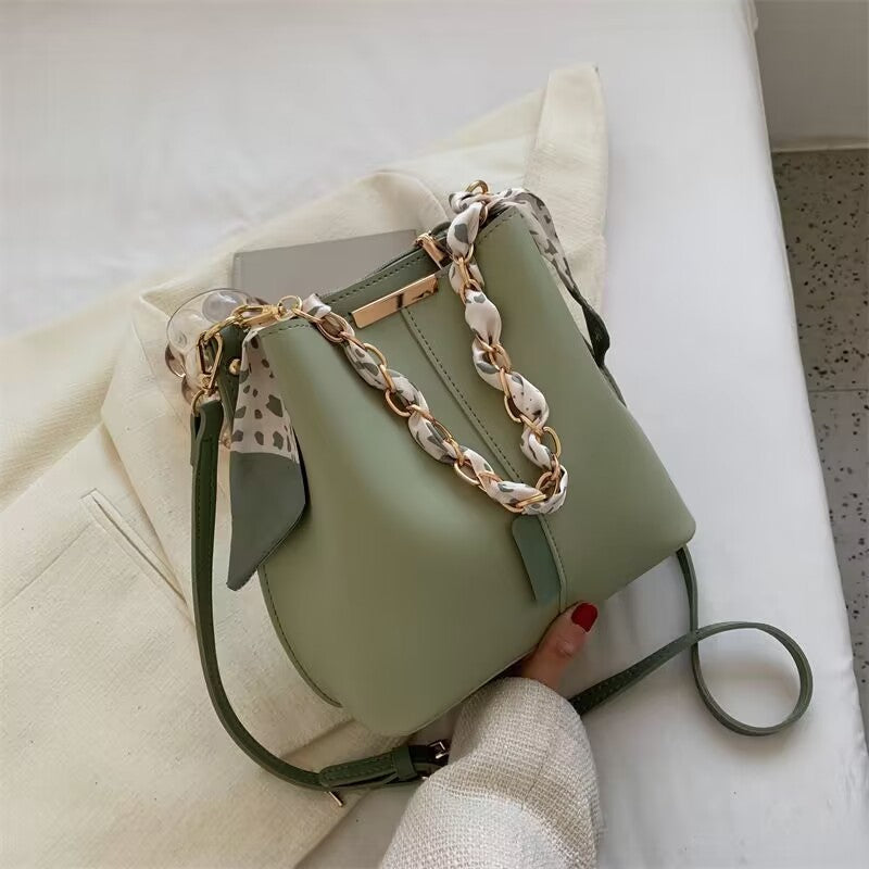 New Autumn And Winter Women's Casual Fashion Underarm One Shoulder Versatile Crossbody  Bucket Bag