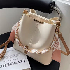 New Autumn And Winter Women's Casual Fashion Underarm One Shoulder Versatile Crossbody  Bucket Bag